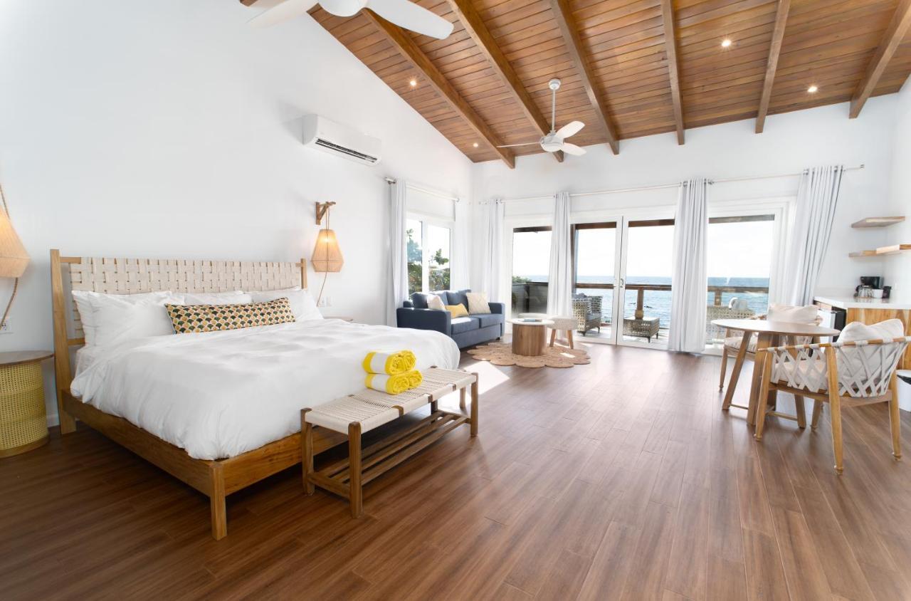 The Beach House Boutique Hotel West End Bagian luar foto