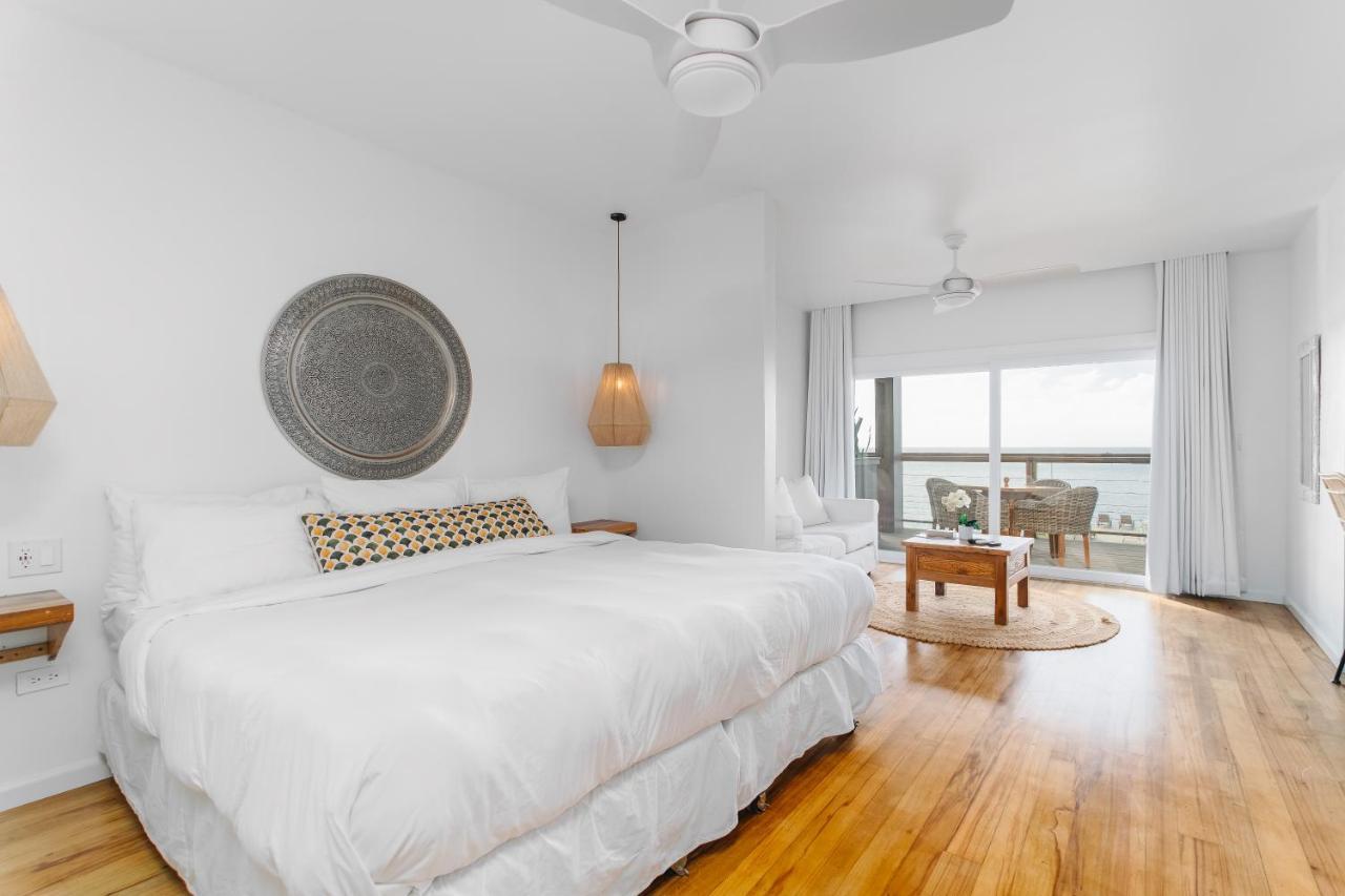 The Beach House Boutique Hotel West End Bagian luar foto