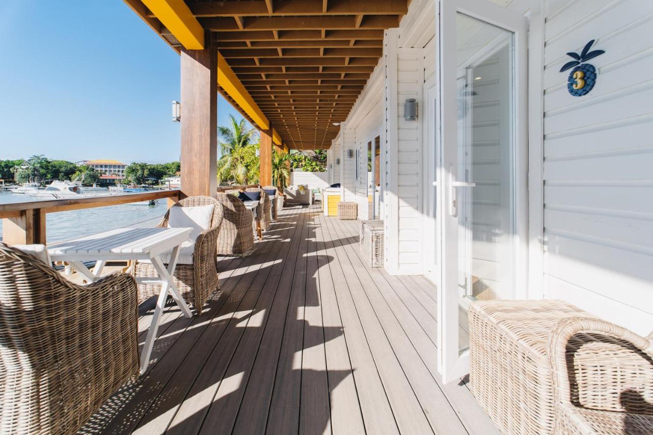 The Beach House Boutique Hotel West End Bagian luar foto