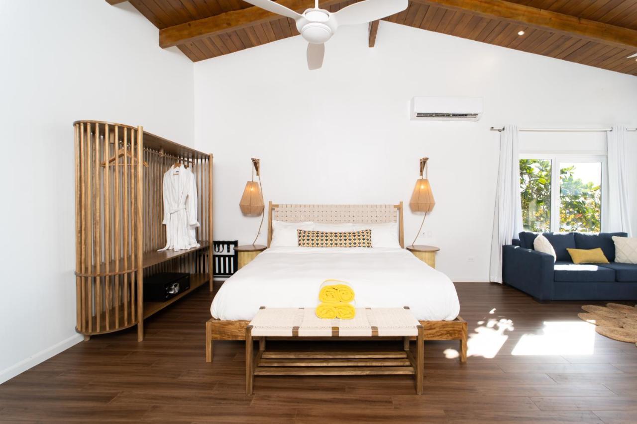 The Beach House Boutique Hotel West End Bagian luar foto