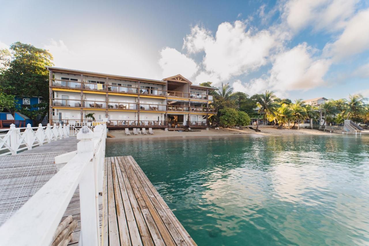 The Beach House Boutique Hotel West End Bagian luar foto