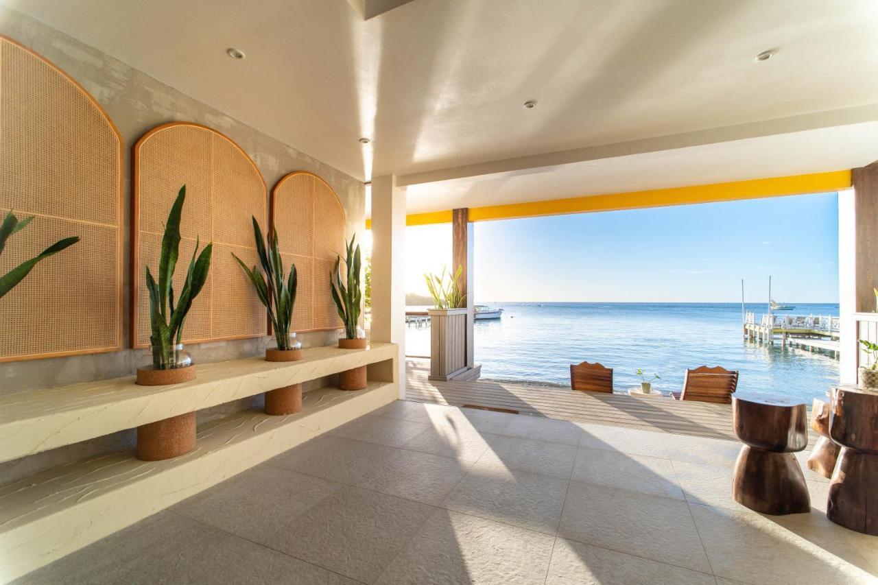 The Beach House Boutique Hotel West End Bagian luar foto