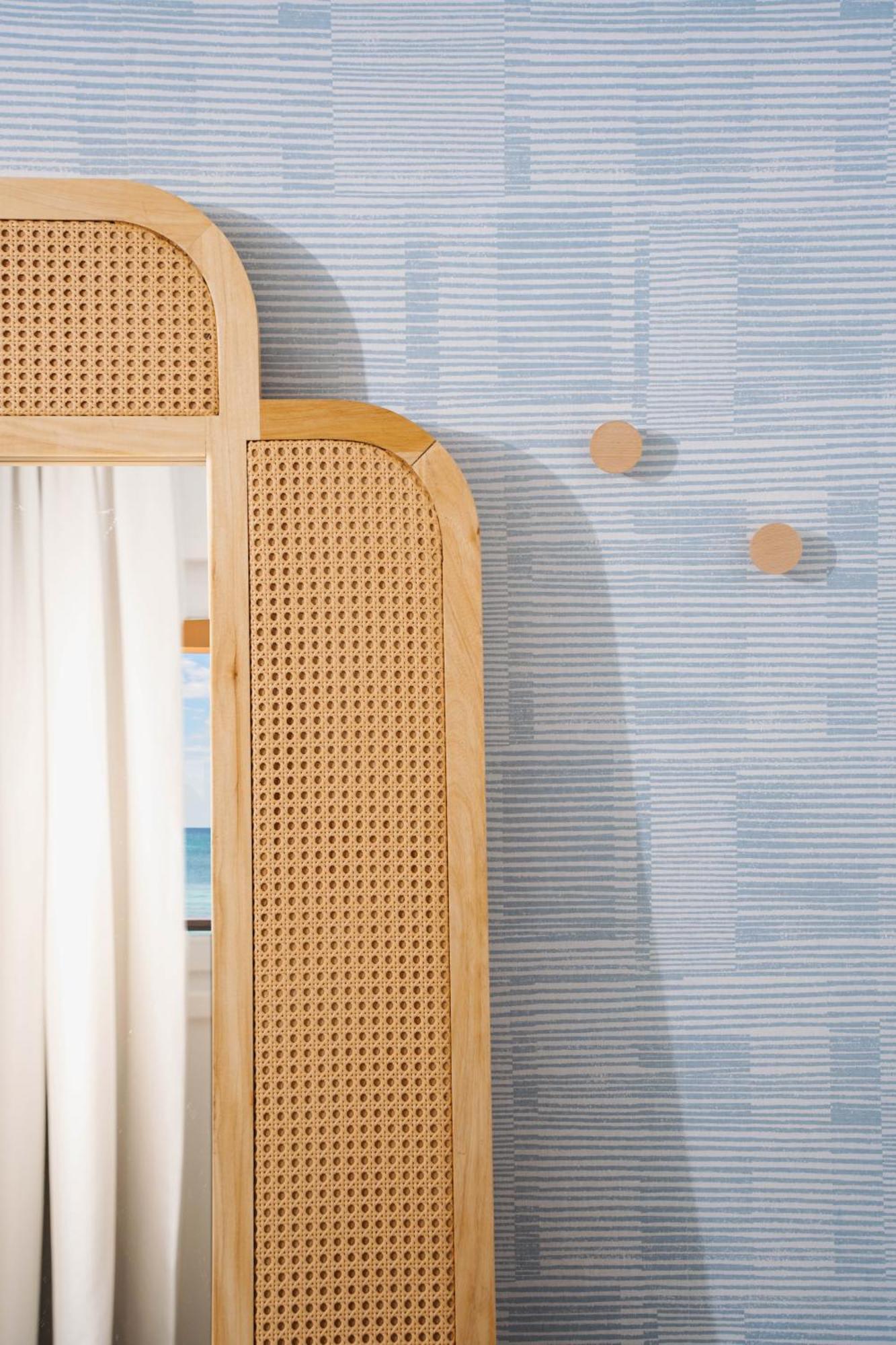 The Beach House Boutique Hotel West End Bagian luar foto