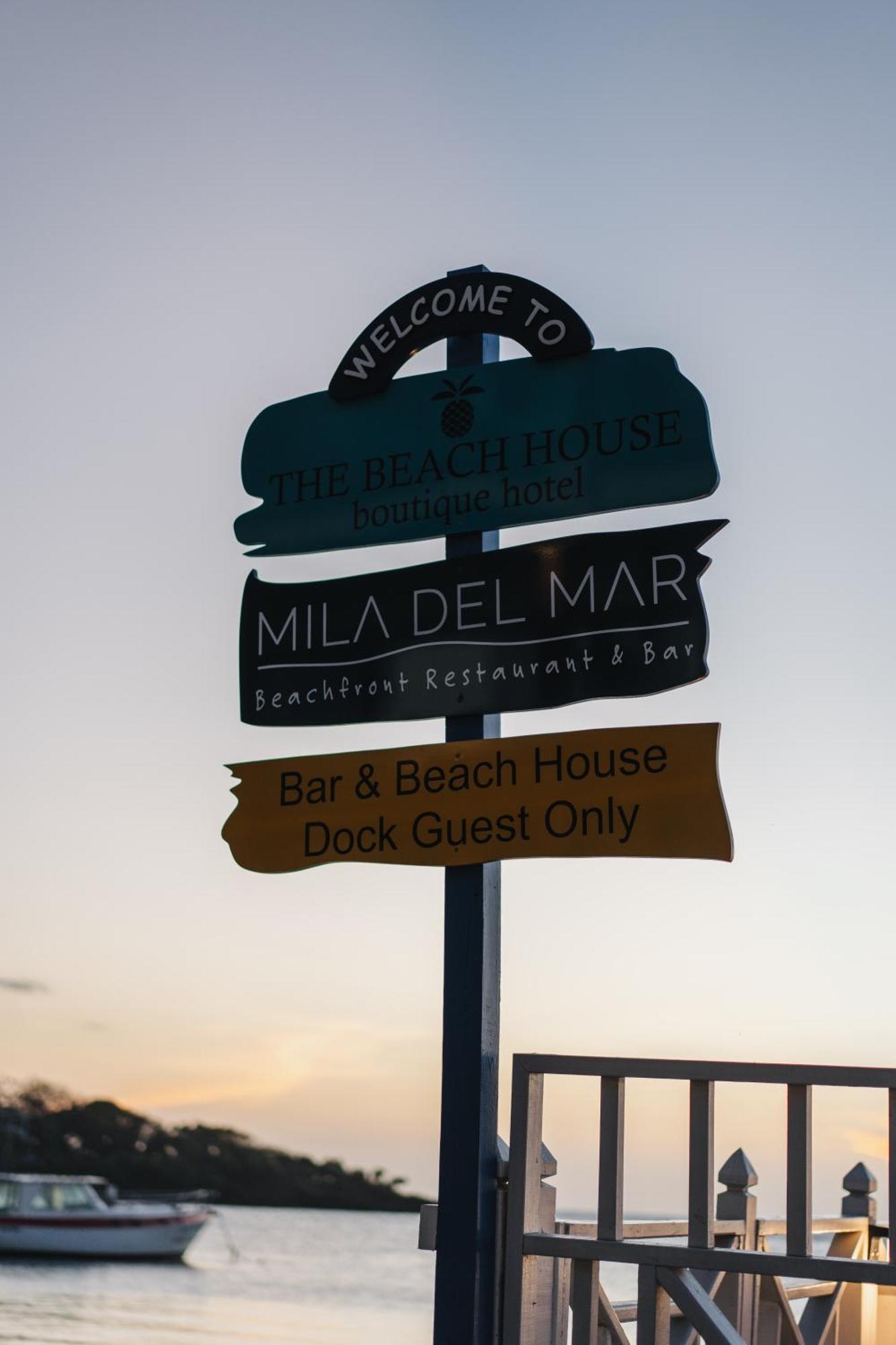 The Beach House Boutique Hotel West End Bagian luar foto