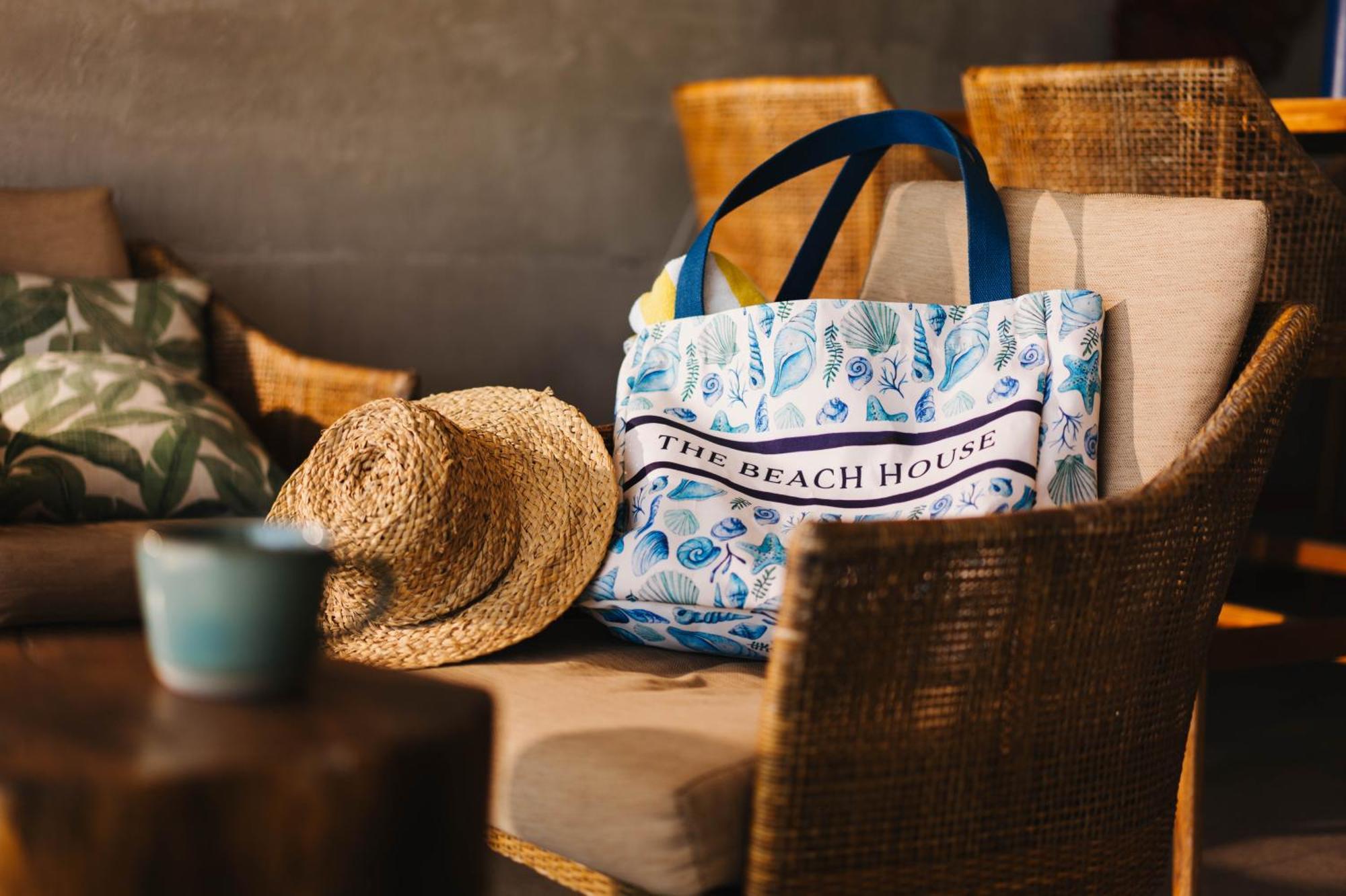 The Beach House Boutique Hotel West End Bagian luar foto