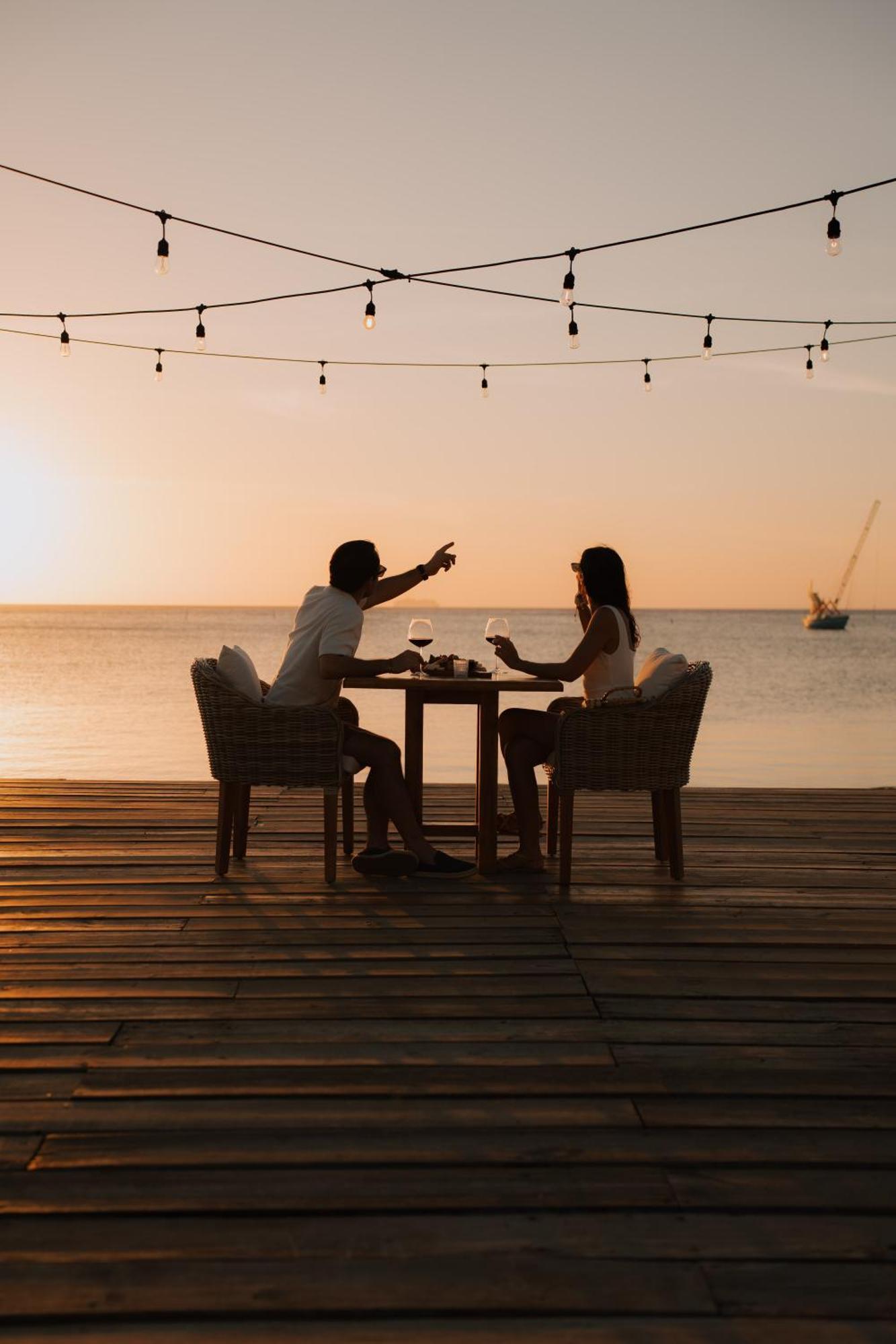 The Beach House Boutique Hotel West End Bagian luar foto